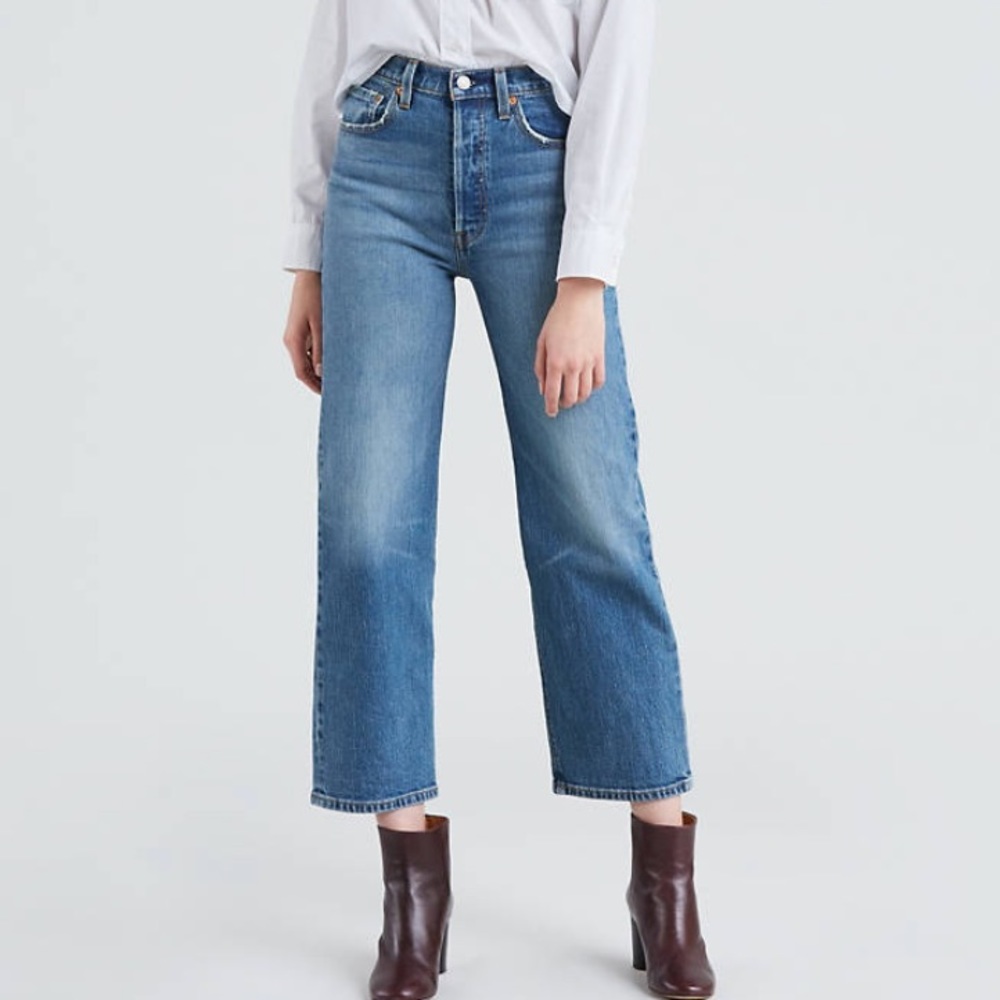 Levi’s Ribcage Straight Jeans